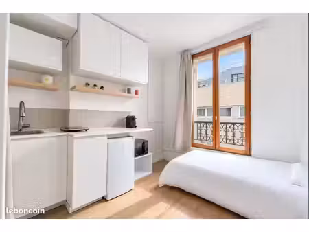 studio rénové 11 46 m² – ménilmontant paris 20e