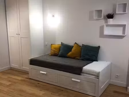 location studio 20m2 paris 14e refait à neuf