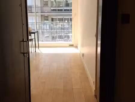studio 25 m lumineux paris 16eme