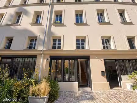 bureaux 54 m²