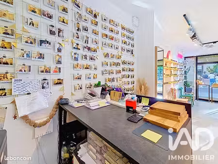 santé 65 m² paris