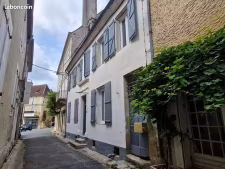 maison 7 pièces 156 m²