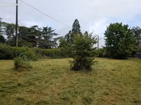 terrain constructible 1350 m² montlouis sur loire