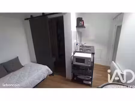 studio 1 pièce 11 m²