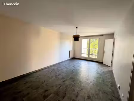appartement 3 pièces 74 m²