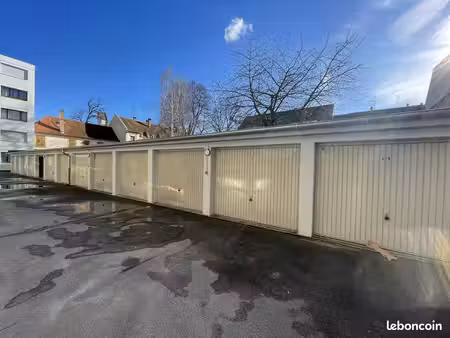 parking/box 12 m² strasbourg