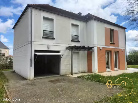 maison 6 pièces 79 m²