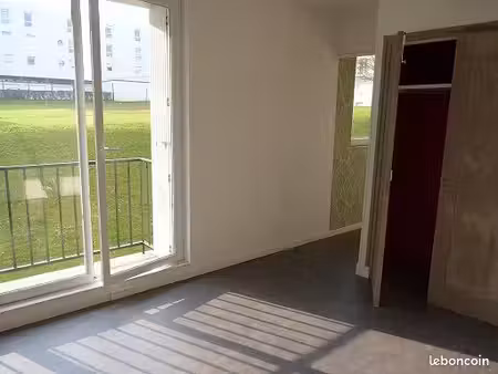 t1 bis à louer quartier st pierre