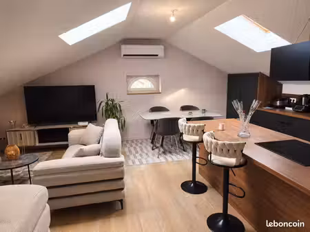 ? à louer – appartement meublé haut de gamme de 65 m²  rénové et climatisé – à 15 min de p