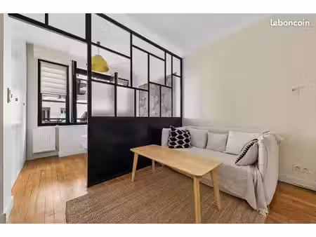 studio 1 pièce 28 m²