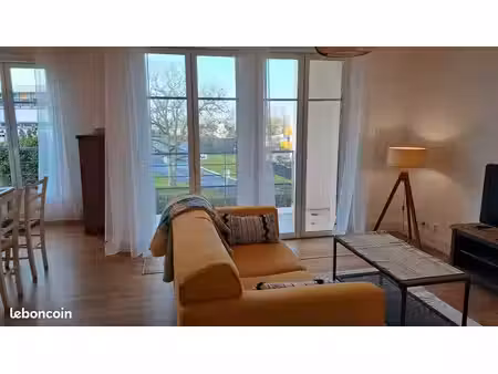 t2 meublé 50 m2 agréable et lumineux