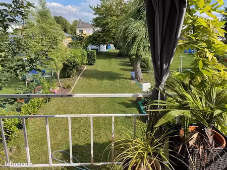 maison à louer rue de graefinthal de 146 m²  7 pièces dont 4 chambres