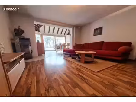 location appartement meublé en plein pied dans villa