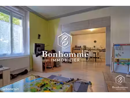 duplex 5 pièces 111 m²