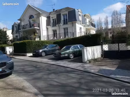 quartier robinson rer à 5mn à pieds 2pièces duplex