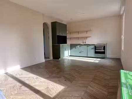 duplex meublé 2min gare 2 chambres
