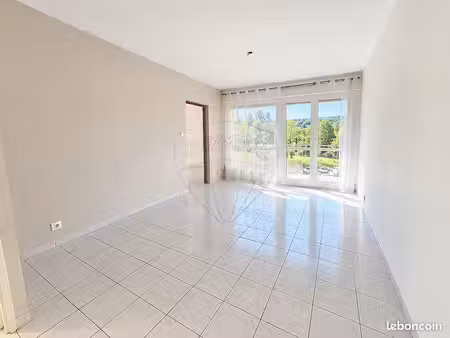 appartement 4 pièces 81 m²