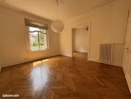 appartement 4 pièces 94 m²