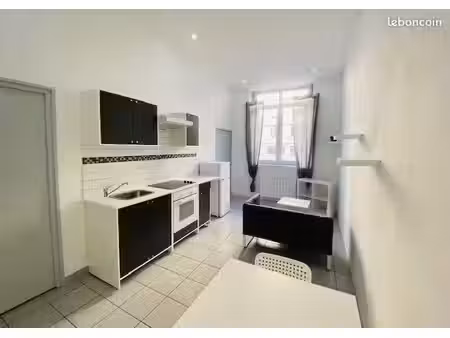 beau 2p semi-meublé 33m²