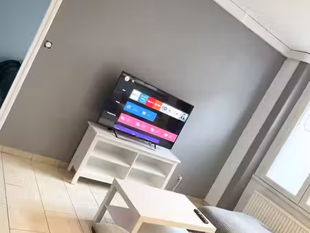 grand f2 meublé