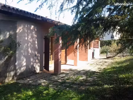 particulier loue villa rdc