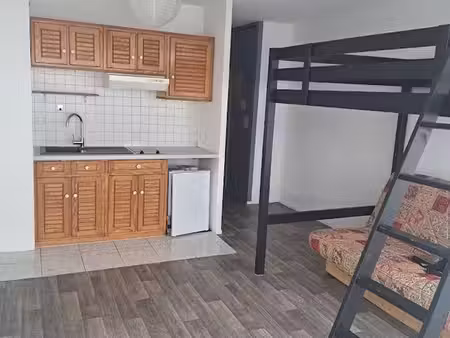 studio 24m² avec balcon la victoire