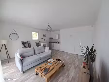 studio meublé