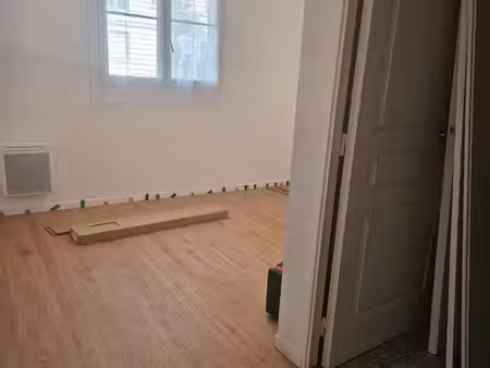 t 2 rénové en rez-de-chaussée