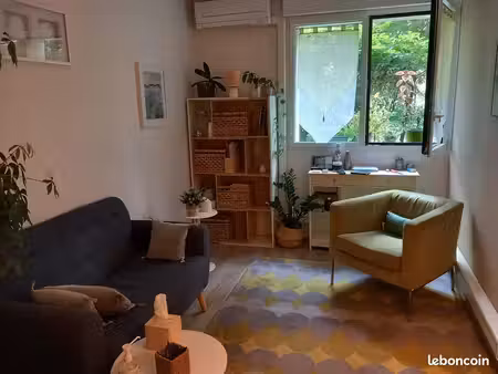 location cabinet / salle de consultation 11 5 m² – lyon 2 perrache-confluence – médical  p