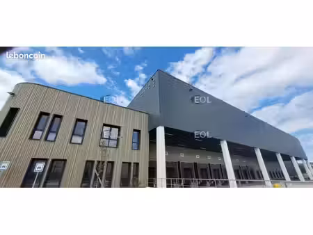 local industriel 2 192 m²