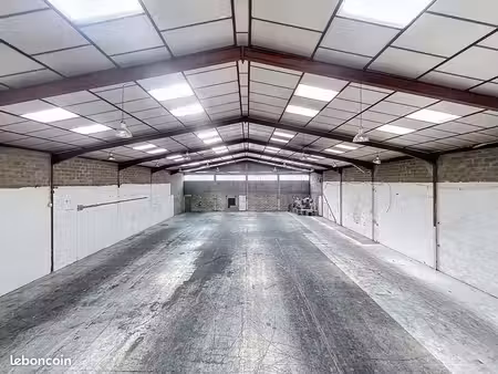 local industriel 1 000 m²