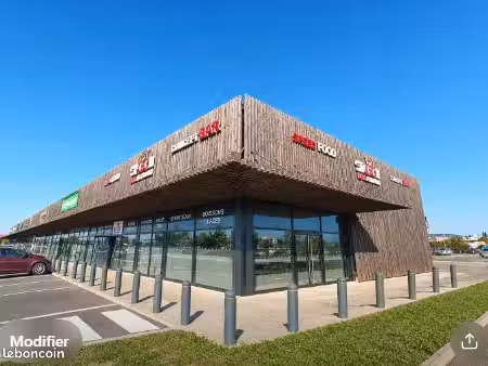local commercial 470 m² saint-bonnet-de-mure