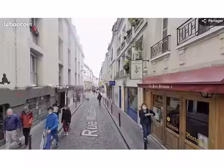 local commercial 131 m² paris