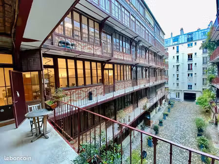 bureaux 213 m²