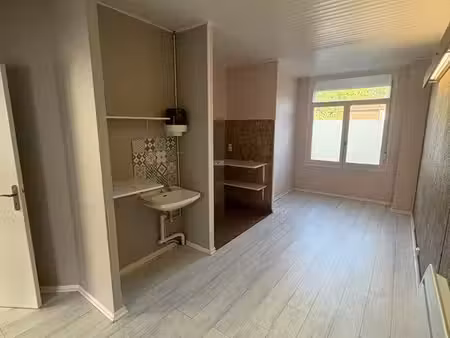 local professionnel / paramédical à bucquoy (62116)