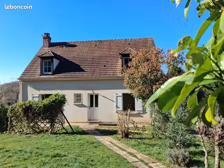 maison récente dans un cadre naturel à 1h de paris nord