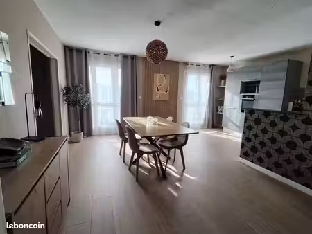 appartement lumineux f3/f4 avec balcon