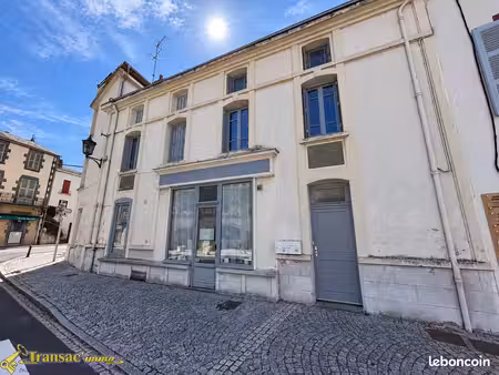 immeuble 120 m² châteldon