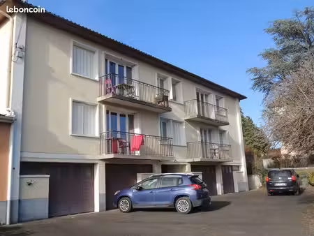 vends t3 à riom