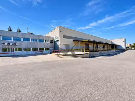 ensemble immobilier industriel 2 940 m2 terrain 5 915 m2