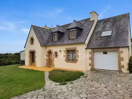 maison de qualité au calme  à moins de 20 min de morlaix et de la mer