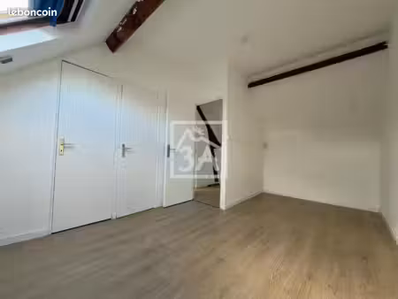 maison 5 pièces 93 m²