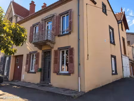 maison 8 pièces 183 m²