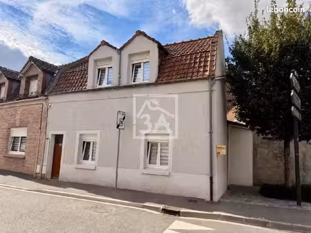 maison 4 pièces 70 m²