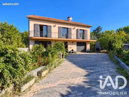 maison familiale 6 pièces 152 m²
