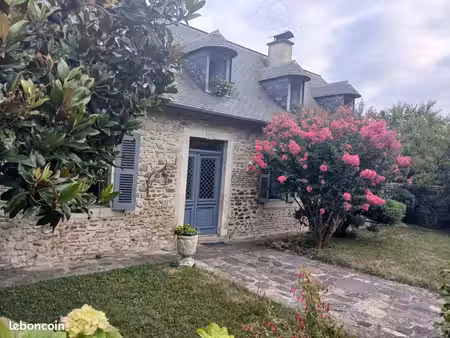 béarnaise 7 p 1000 m² piscine