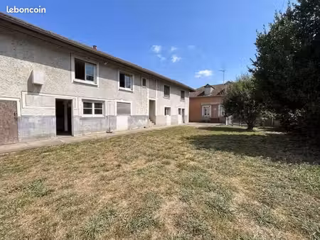 maison 9 pièces 185 m²