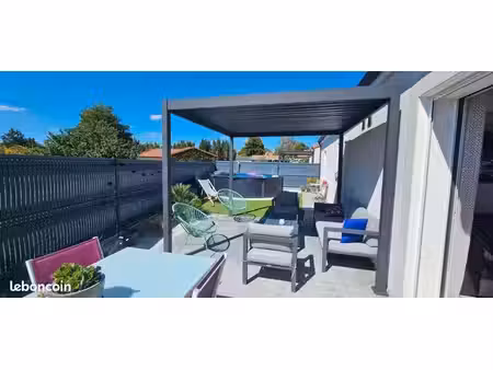 à vendre – maison de plain-pied 103 m² avec piscine  hors lotissement
