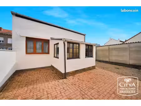 maison 2 pièces 83 m²