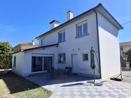 maison familiale 5 pièces 150 m²